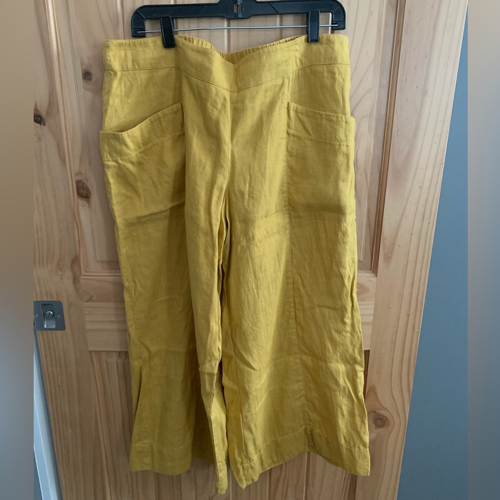 Ivy Jane cropped 100% linen pants. Size XL